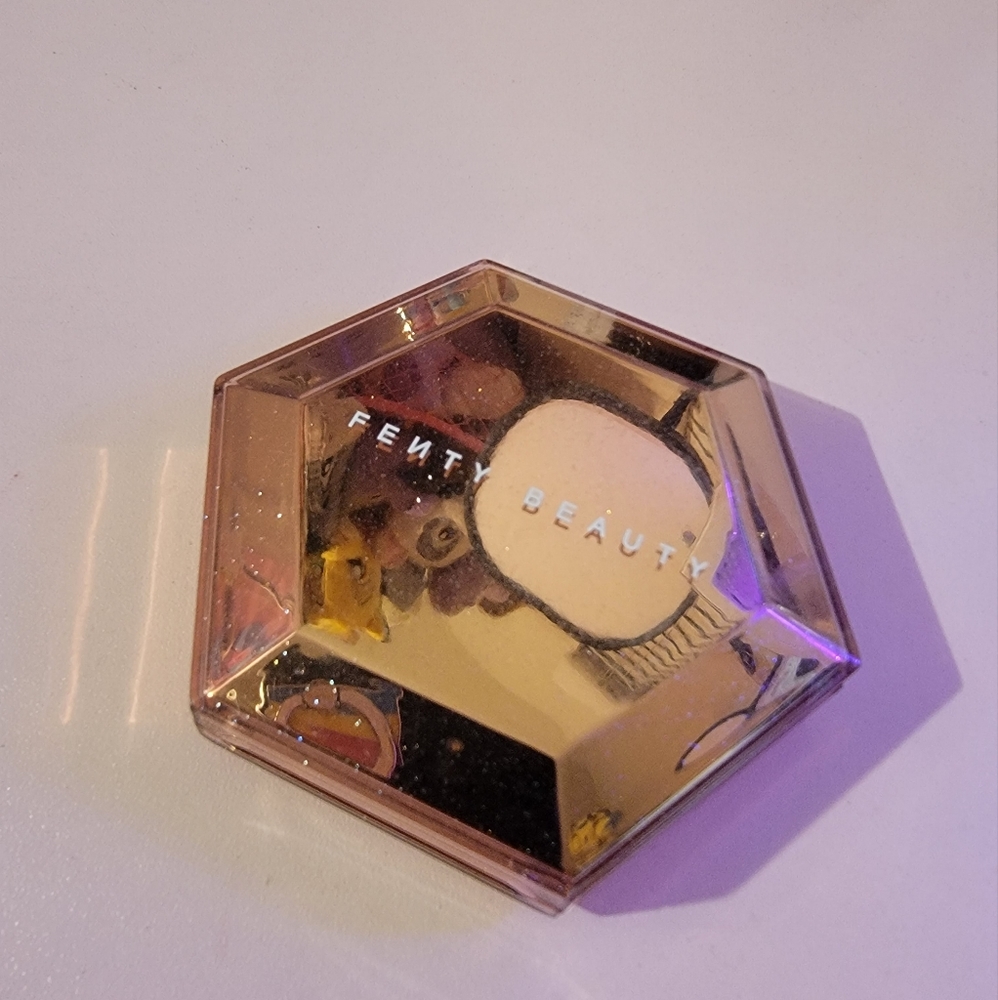 Fenty highlight